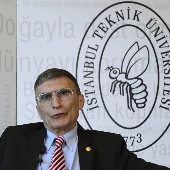 Aziz Sancar’dan İstanbul Üniversitesi’ne Bağış